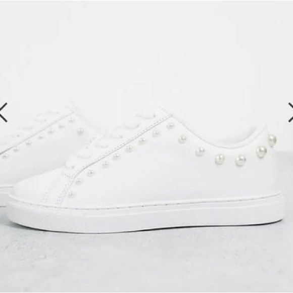 ASOS white sneakers with Pearl detail, new in box! - Picture 2 of 4